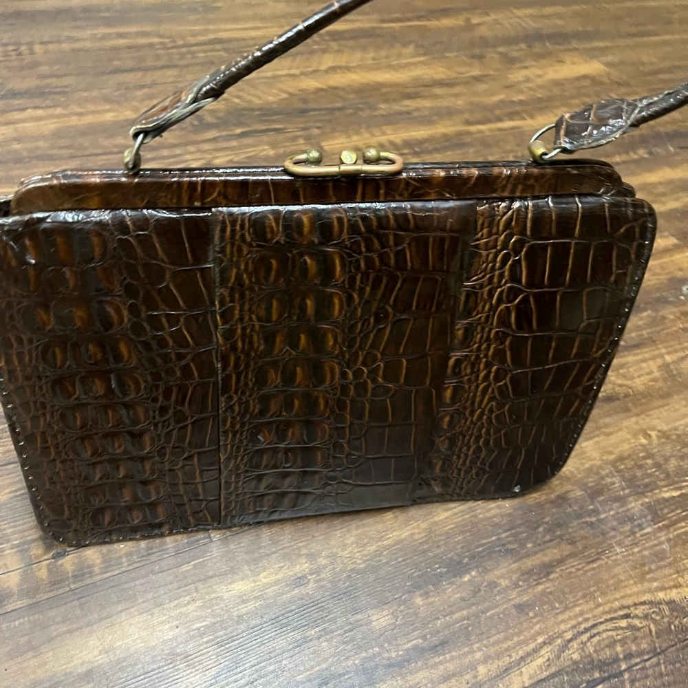 Vintage GOLDLINE Alligator Clutch Purse Handbag Authentic, MINT!